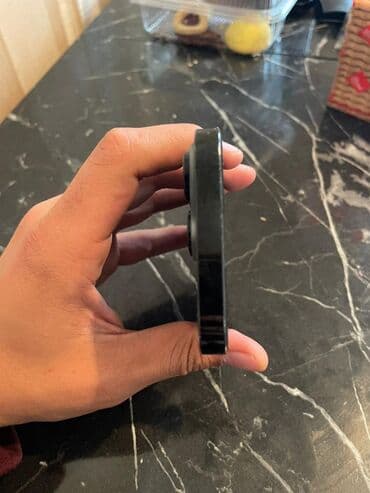 iphone 13 mini dubay: IPhone 14 Pro, Qara, Face ID — 5