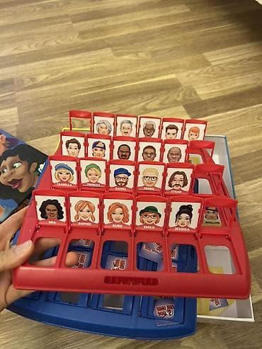 CD, DVD disklər və kassetlər: Iki eded masa ustu oyun Her ikisi orijinaldir Cemi bir defe oynanilib — 4