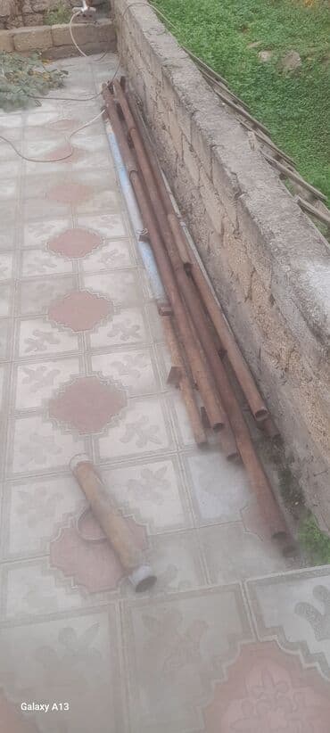 Döşəmə: Məhsul: Metal borular dəsti Təsvir: - Fərqli uzunluqlarda bir neçə — 4