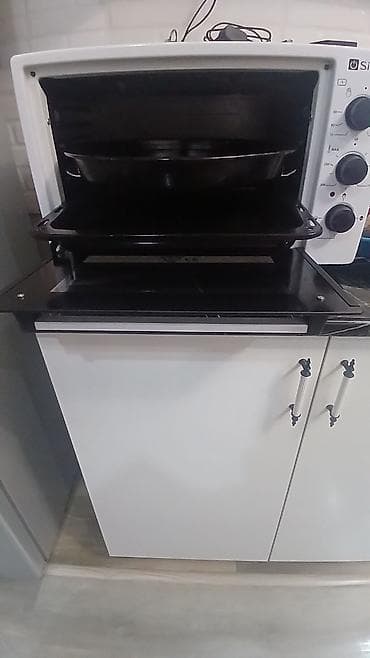 electron: Silver Delux mini elektrik soba - Rəng: ağ/gövdə, qara şüşə qapı - Ön — 1