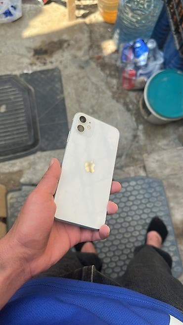 iphone 12 sadə: IPhone 11, Ağ — 1