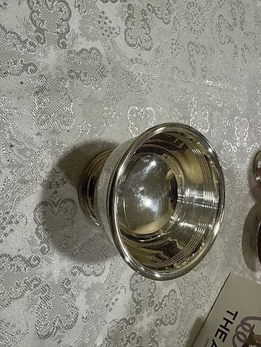 qaşığ: Zərif süfrə üçün metal (gümüş rəng və qızılı tonlarda) servis dəsti — 10