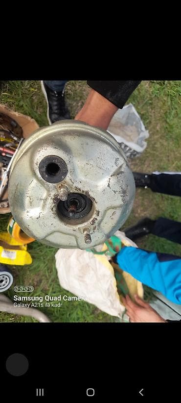 Avtomobil satışı: Hissələr Rasiyyadan Gəlib Boş boş yığmıyın. Tərkib: - Egzoz sistemi — 3