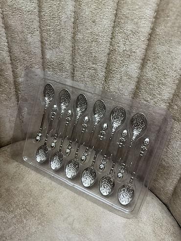 balta: 12-lik dekorativ çay qaşığı dəsti - Material: metal ərintisi, gümüşü — 1