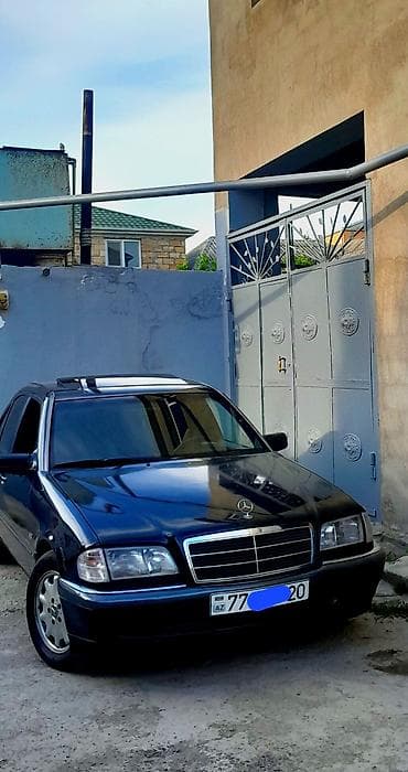 guzgu manitor: Mercedes-Benz C-Class: 2 l | Sedan — 3