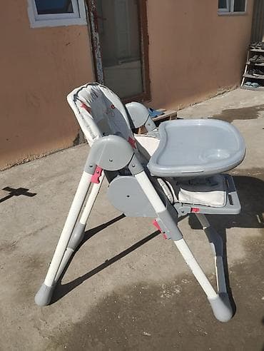 Oyuncaqlar: Uşaq yemək stulu – treyli, tənzimlənən və təhlükəsiz - Rəng: boz-ağ - — 4