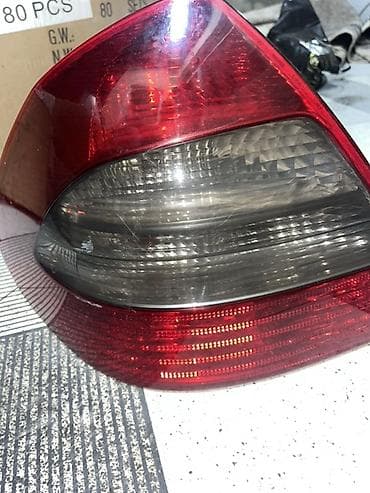 Mercedes-Benz W211 E-Class arxa sağ/sol stop fənəri - Model