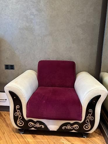 Divan və kreslo dəstləri: Klassik üslubda yumşaq mebel dəsti - Tərkib: 3 nəfərlik divan + 2 — 3