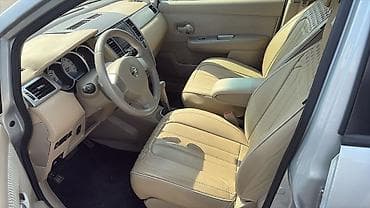 passat diskleri: Nissan Tiida hatchback – gümüşü rəng Xüsusiyyətlər və təchizat: - — 7