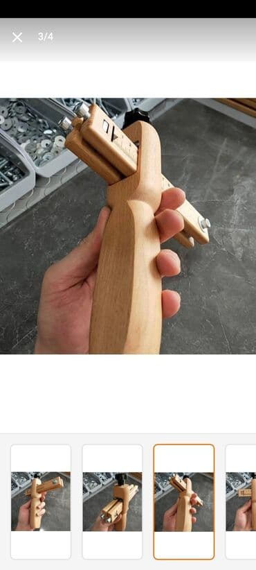 Derihobi dəri ilə işləyən bilər bunu adını .dəri kəsmək üçün olan alət