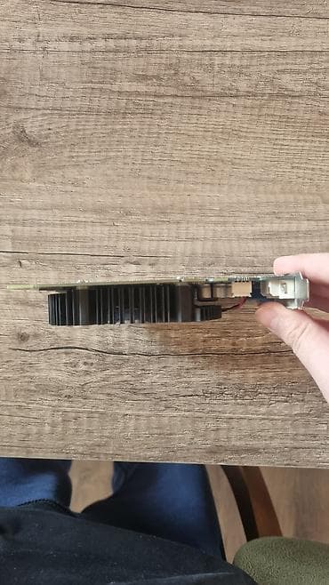 samsung komputer: Videokart GeForce GT 430, < 4 GB — 1