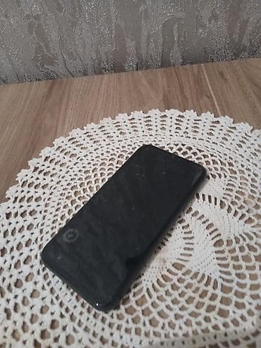 apple iphone 14: IPhone 11, Qara — 4