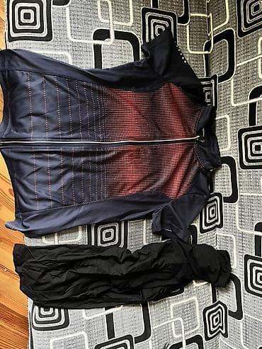 Digər kişi geyimləri: Velosiped geyim dəsti Tərkib: Razmer ;L - Qısaqol velosiped köynəyi — 3