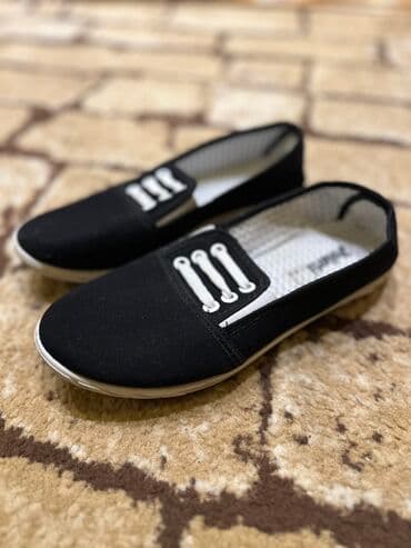 qaçış ayaqqabısı: Ölçü: 38, İşlənmiş — 2