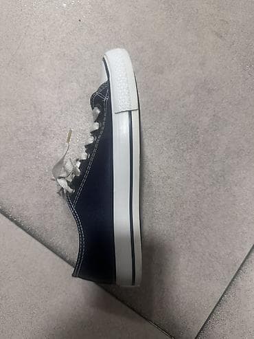 Klassik üslubda krossovka/ked. - Rəng: tünd göy (navy) üst hissə, ağ — 2