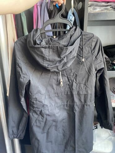 demisezon dəri zamş gödəkçə: Vetrovka kurtka, Guess, M (EU 38) — 2