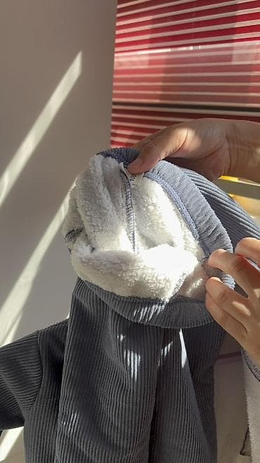 şaxta baba corabı: Uşaq üçün 2 hissəli dəst – kapüşonlu jaket və şalvar - Rəng: boz-mavi — 2