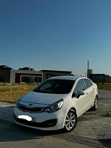 picanto kia: Kia Rio: 1.4 l | 2013 il Sedan — 2