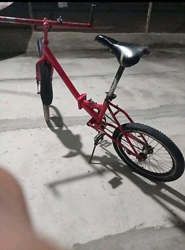 iwlenmiw velosiped: Xüsusi yığılma üçtəkərli velosiped – stunt və əyləncə üçün. - Rəng — 8