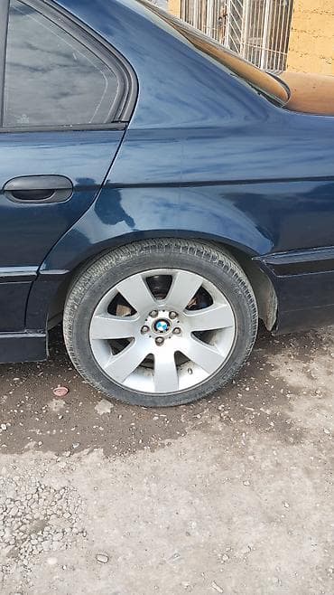 BMW 7 series: 3.5 л | Седан — 7