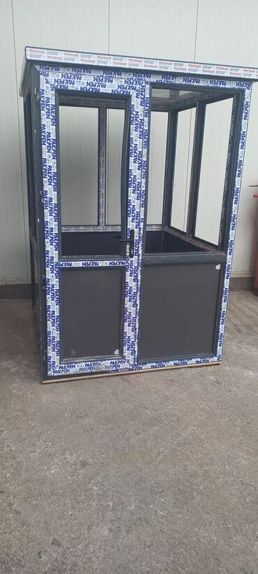 hazır koşk: Mühafize Butkası. Bötüv şüşə. Möhkəm 10 mm şüşə. 150x150 x 225= — 4