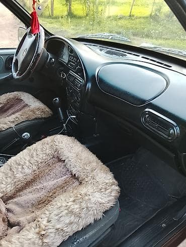 neva: Chevrolet Niva SUV - Kuzov: 5 qapılı, iri klirensli kompakt — 5