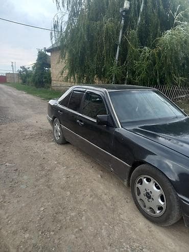 diffuser satisi: Mercedes-Benz W124: 0.2 l | 1992 il Sedan — 5