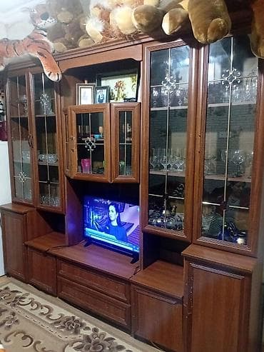 qrafin dəsti: Qonaq otağı və yataq otağı üçün mebel dəsti - Material: taxta — 1