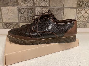 Ayaqqabılar: Gadin ucun ayyaggabi, temiz deri Turkiyeden alinib, olcu**** 40*** — 2