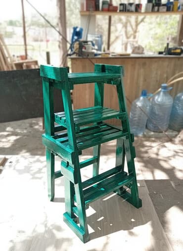 demir nerdivan: Oturacaq nərdivan — 1