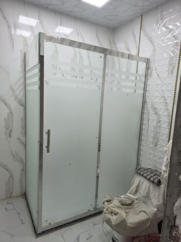 душевая кабинка: Новый Кабинка с закрытым верхом, Угловая — 4