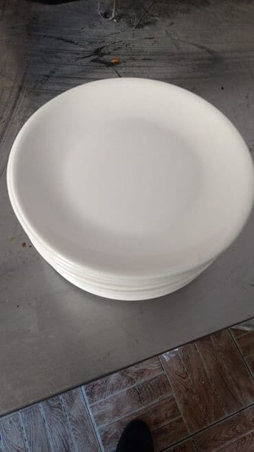 ət kotuyu: Restoran malzemeleri ; Klimalar, kameralar, 2 tane döner ocağı, kebap — 25