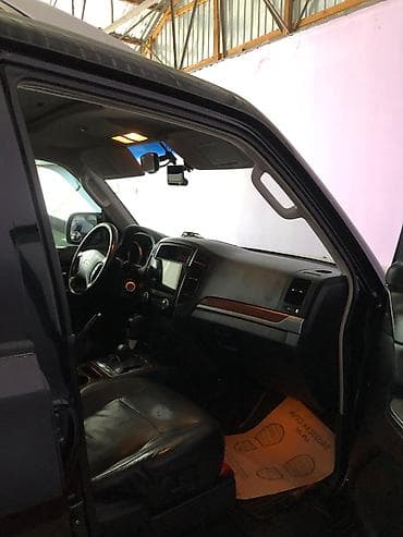 qazel satisi: Mitsubishi Pajero: 3 l | 2007 il 191881 km Ofrouder/SUV — 5