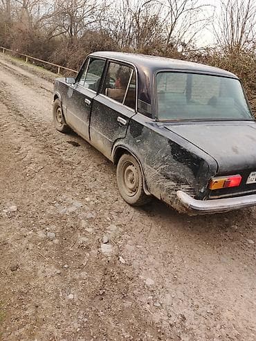 VAZ (LADA) 2101: 0.3 l | 1979 il 22222 km Sedan — 3