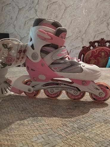 Спортивная форма: Bir iki dəfə istifadə olunub 
Əhmədli metrosuna çatdırılma pulsuzdur — 8