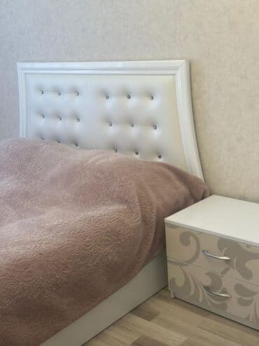 i̇şlənmiş dolab: Təknəfərlik çarpayı, Dolab — 8