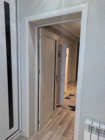 Ev üçün qapı. 6 ədəd. 2-si sanitar qovşaq üçün. Problemi yoxdur. Yaxşı — 2