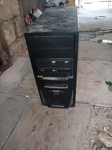 pc plata: Kompüter korpusu və daxilində əsas komplektasiya - Korpus: qara ATX — 4