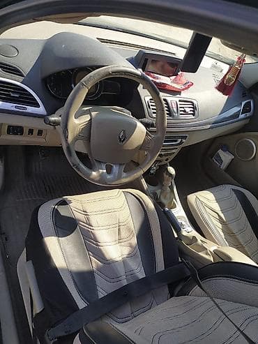 reno maşın: Renault miniven/sedan interyeri – geniş və funksional salon - Salon — 1