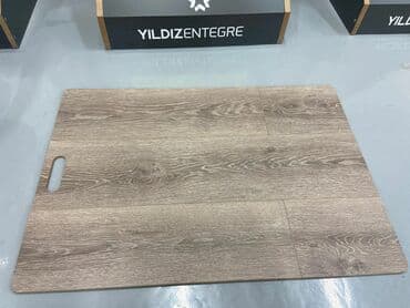 pol parket qiymetleri: Yıldız Entegre markasına məxsus, taxta görünüşlü laminat döşəmə — 1