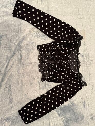 Qara 1nci New yorkerındı 25azn. Xallı 5aazn. Qırmızı beş yorker 25azn