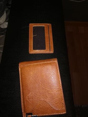 ювелирные украшения баку: Mağaza bağlanıb əldə qalanlar mayasına satılır. Dəri pulqabilar — 5