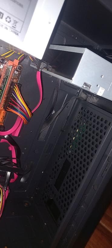intel i7 3770: Komputer tezedir az işlenib detallara kimi manitor keys Masaüstü — 10