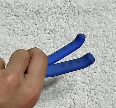 Məhsul: İki barmaq üçün silikon məşq lentləri Təsvir: - İdman və