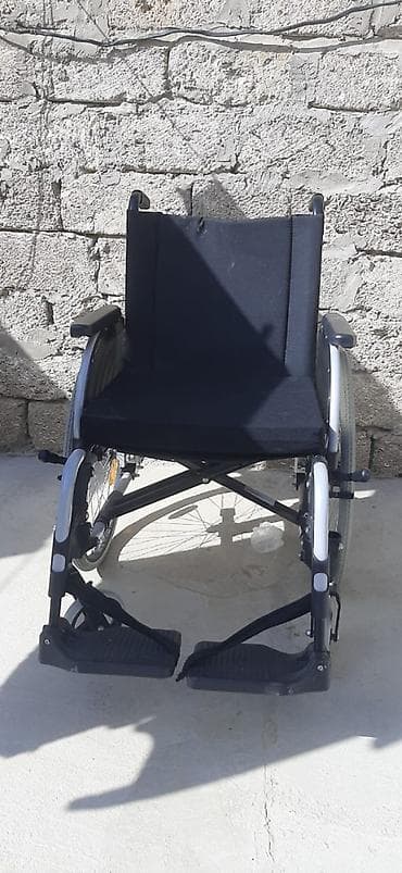 Az işlənib təzə kimidi heç bir problemi yoxdur