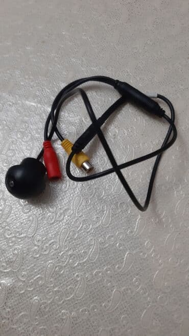 avtomobil monitoru: Qabaq və yan kamera. AHD. İstifadə olunmayıb, sadəcə monitorun — 2