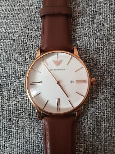 Emporio Armani kişi qol saatı - Korpus: qızılı tonlu metal, nazik və