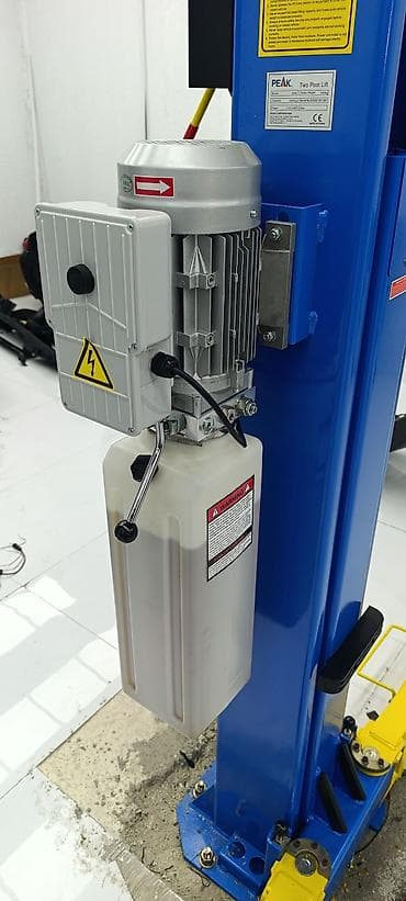 PEAK Two Post Lift – 208C model - Tip: İki stendli (two-post) — 2