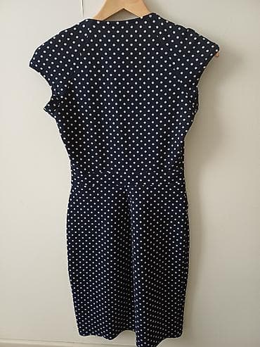 prada eynək: NADINE marka qadın paltarı - Rəng: tünd göy, ağ xallı (polka dot) - — 3