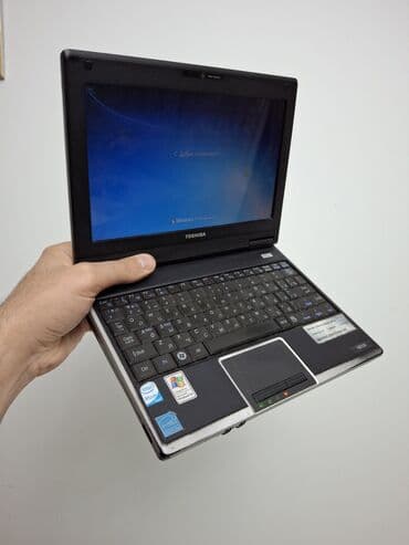 işlənmiş nodbuklar: Toshiba NB100 netbuku - Ekran: 8.9" LED - Prosessor: Intel Atom — 4